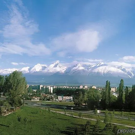 Hotel Poprad 3*