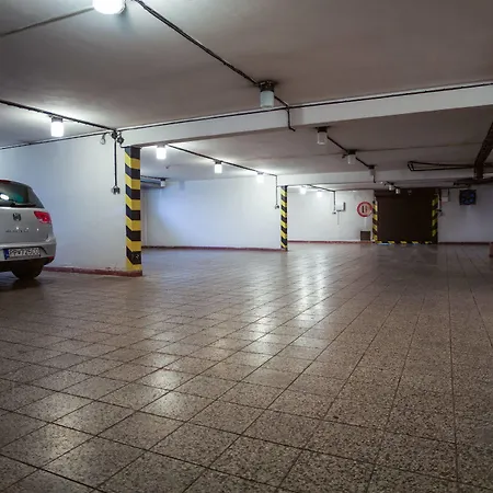 Hotel Poprad 3*